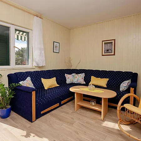 Lovely Home In Marusici With Kitchen Holiday home