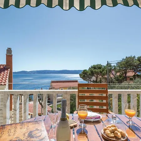 Lovely Home In Marusici With Kitchen Holiday home *